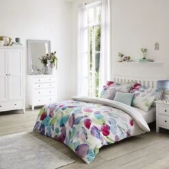 Lynton Triple Wardrobe -Furniture Store 30605618 alt01