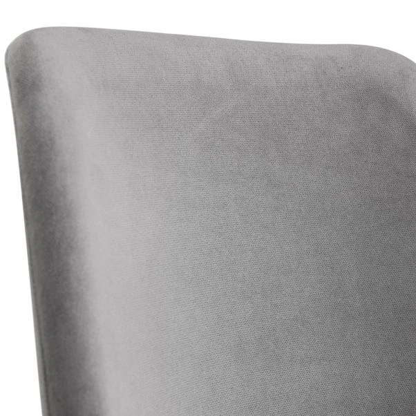 Chelsea 4 Seater Round Glass Top Dining Table With 4 Huxley Chairs 7 Chelsea 4 Seater Round Glass Top Dining Table With 4 Huxley Chairs - Image 7