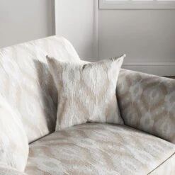 Angus Ikat Snuggle Chair 35 Angus Ikat Snuggle Chair -Furniture Store 30869188 alt05