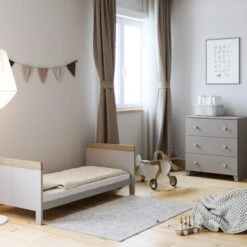 Little Acorns Classic Oak Effect Cot Bed And 3 Drawer Chest Nursery Set -Furniture Store 30892460 alt06