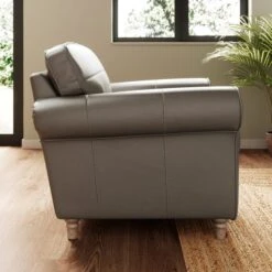 Flori Classic Leather Armchair -Furniture Store 30937973 alt01